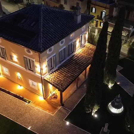 Corte Sospesa & Pensjonat 4*
